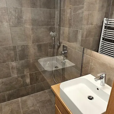 アパート Wiesberger 33 *