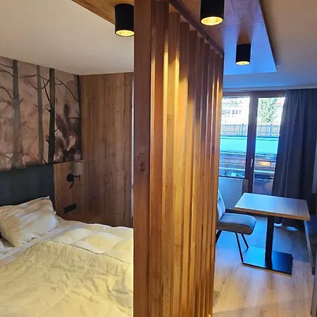 Wiesberger 33 * ケーニヒスライテン