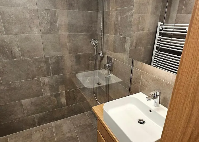 شقة Wiesberger 33 *