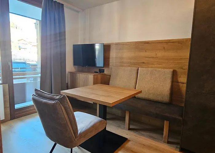 Wiesberger 33 * كونيغشليتن